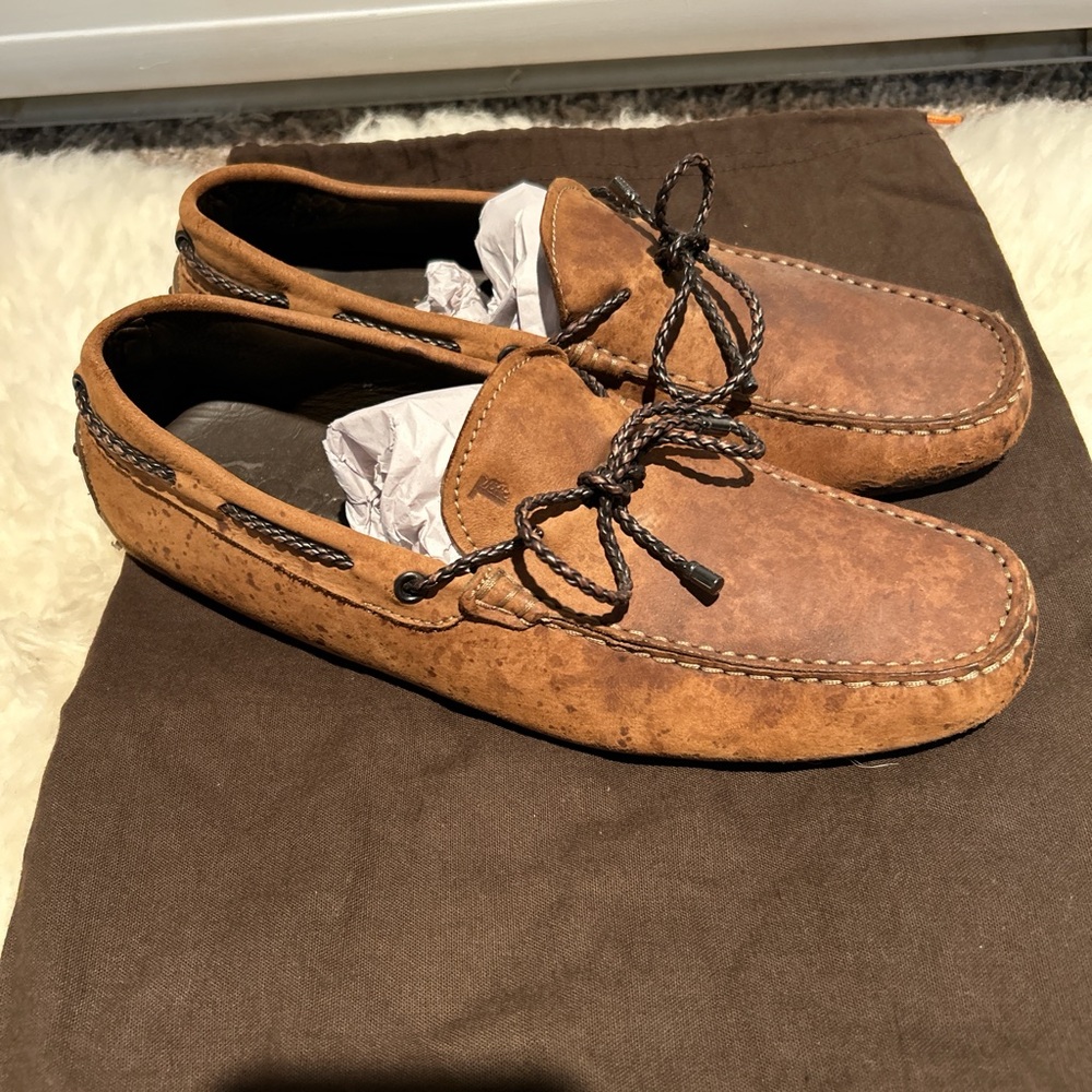 Tod's Gommino suede driving shoes Men’s size (UK size 8/US size 9)